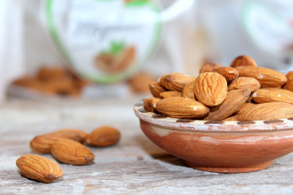 Almonds Picture