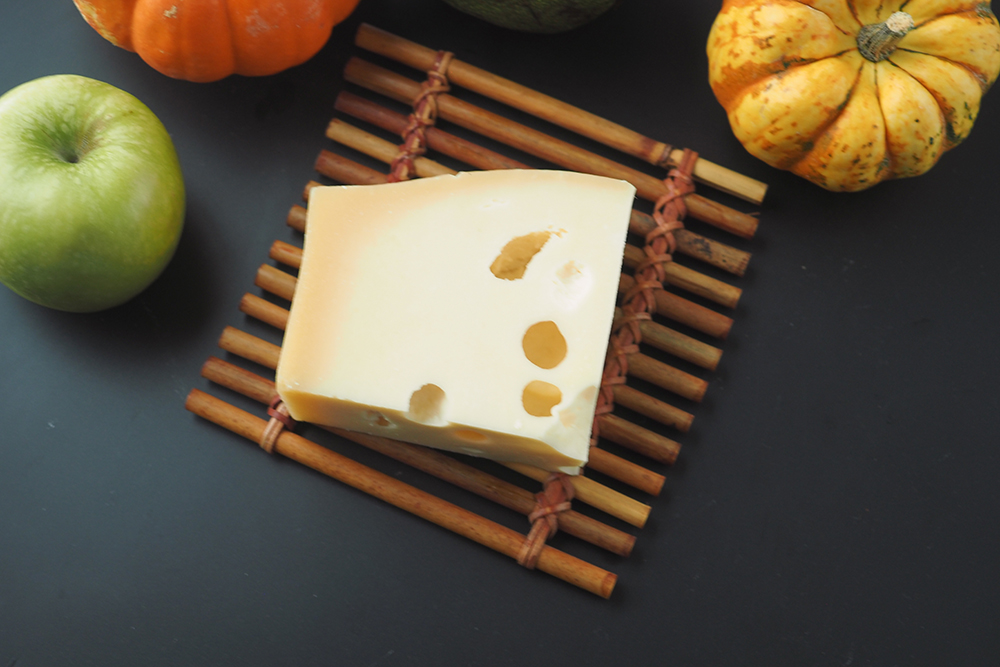 Fall Cheese Guide: Perfect Picks for a Seasonal Charcuterie Board