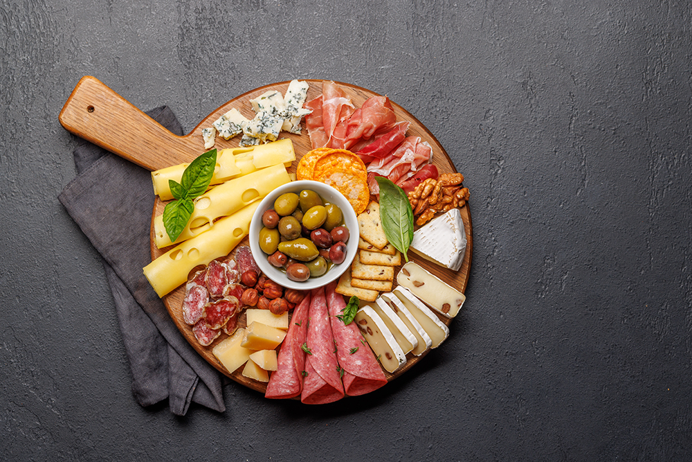 The 5 Elements Every Great Charcuterie Board Needs
